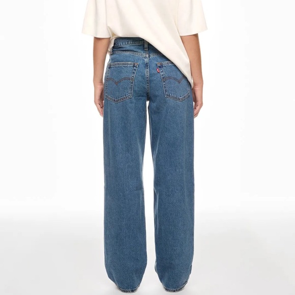 Levi’s Women’s Baggy Dad Jeans Own It Stone Wash 27x32 NWT - Picture 6 of 7